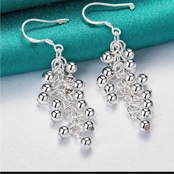 925 Sterling Silver Smooth Grape Bead Ball Earrings chandelier New - Picture 2 of 12